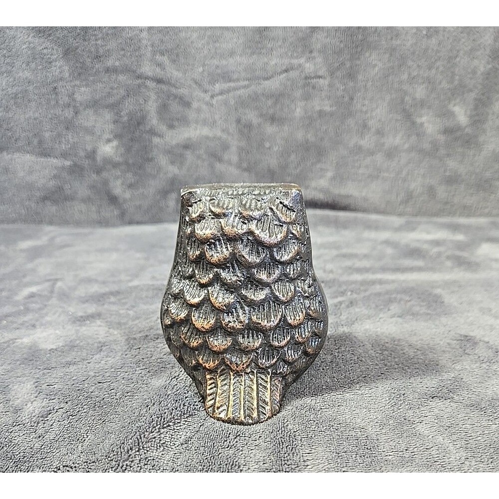 Owl Figurine Paperweight Two's Company Metal Bronze Bird SEEN ON YOUNG SHELDON - Picture 6 of 11